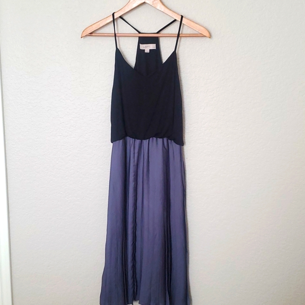 Loft pleated dress size xsp
